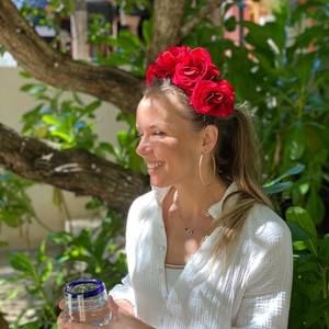 Meet your Posher, Ewa